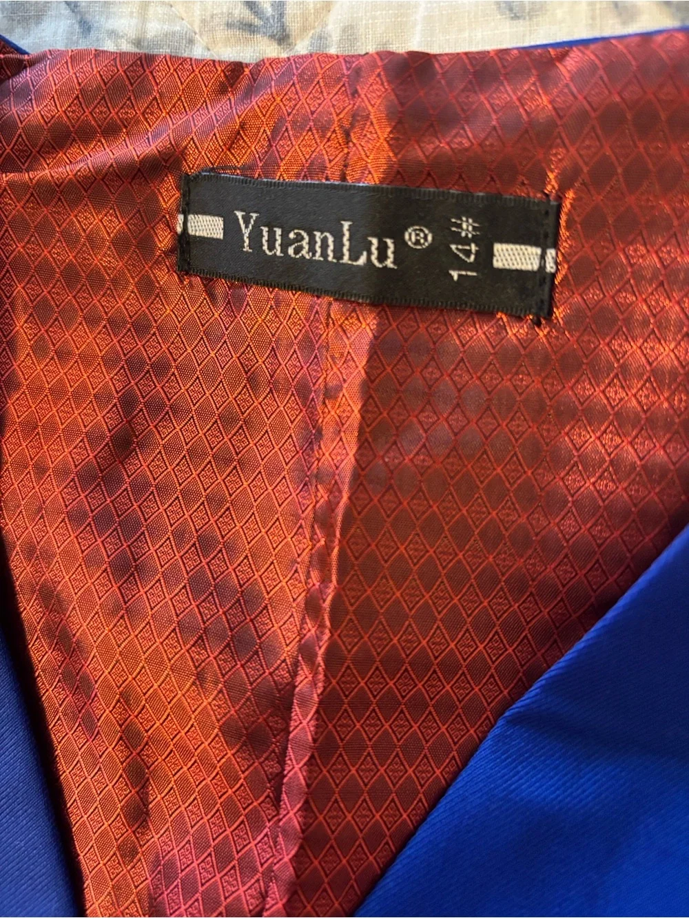 NWT YuanLu 3 Piece Blue Plaid Suit Size 14Y